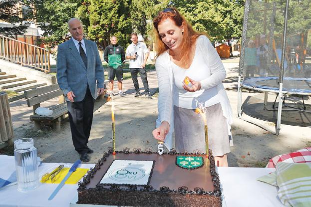 kerületi nyugdíjas vehetett részt az Idősek világnapja