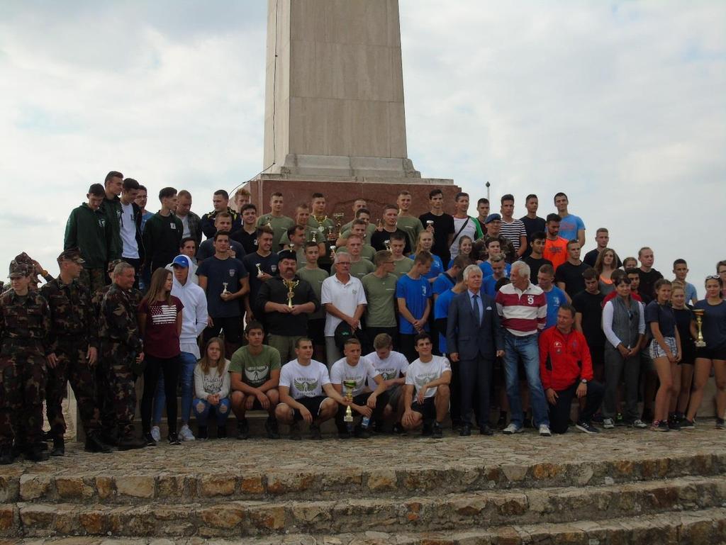 felújítás után A Pákozd 086/I/f hrsz-en található Doni kápolna a Magyar Állam területén található, de a Katonai Emlékpark