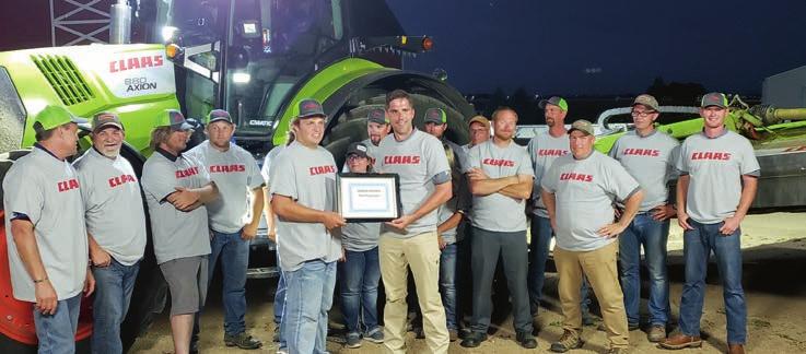 KITEKINTŐ 06 agritech CLAAS SAJTÓTÁJÉKOZTATÓ VILÁGCSÚCS-BEJELENTÉSSEL A CLAAS IDEI ÚJDONSÁGAIT NEMZETKÖZI SAJTÓTÁJÉKOZTATÓ KERETÉBEN, MAGYAR SZÁNTÓFÖLDEKEN MUTATTÁK BE A MÉDIÁNAK.