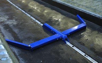 A VISELKEDÉST MEGHATÁROZÓ ZOOTECHNIKAI HATÁSOK Gépek szerepe zajhatás pl.