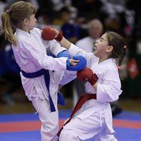 Versenyszabályok: WKF szabályrendszer az alábbi eltérésekkel: Kata: - 6-21 éves korig - 10.-9. és 8.