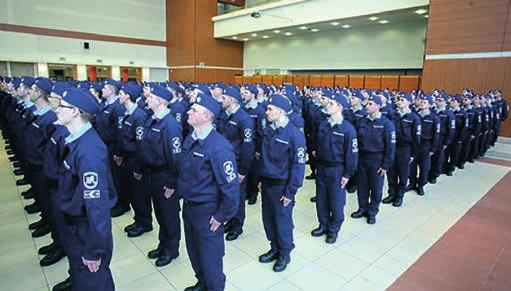Korszerűbb, szebb lett az egri börtön HEVES MEGYEI BÜNTETÉS-VÉGREHAJTÁSI INTÉZET 53 SÁTORALJAÚJHELYI FEGYHÁZ ÉS BÖRTÖN A Sátoraljaújhelyi Fegyház és Börtön a Zemplén Kalandparkban ismét megszervezte