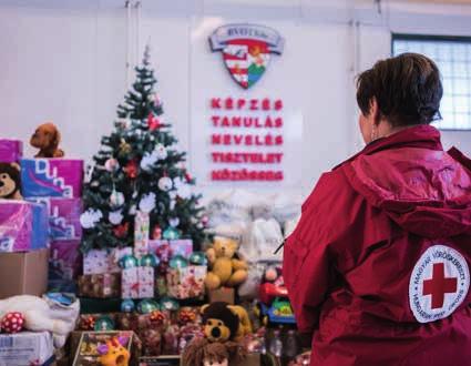 Intézet színháztermében azt a rendhagyónak mondható szentmisét, amelyet az intézetben dolgozóknak és a fogvatartottaknak celebrált Erdő Péter bíboros, prímás.