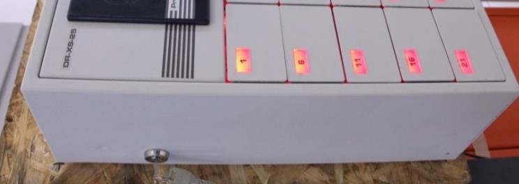 Proxer Safe Drawer szekrények vésznyitása Fontos: A vésznyitás során figyelni kell a