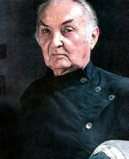 Élthes Csaba vívó 1912. március 10., Csíkszereda 1995. november 18., New York Edzőként hat olimpián vett részt 1964 1988 között.