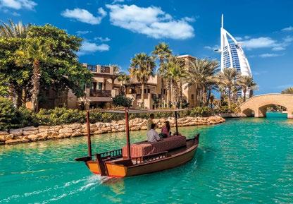 NAP Régi Dubai és hajós vacsora (a hajós vacsorát a vacsoracsomag tartalmazza) A sivatagból, a semmi közepén nyílt ki és borult virágba Dubai, és manapság elképesztő keveréke a réginek és az újnak.