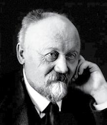 Az ÖUTA-n belül három szakosztály működött: történelmi-bölcseleti, fizika-matematikai és társadalmi-gazdasági. 1924-ben az akadémiának harminc rendes tagja volt.