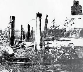 VI. FEJEZET A terror mellett a németek ideológiailag is megdolgozták az ukrán népet. Ukrajnában ekkor 190 újság jelent meg 1 millió példányszámban, több rádióállomás működött.