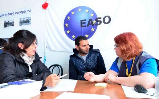 Az EASO képzési katalógusa 55 A képzési program különböző szakaszokból áll: 1.