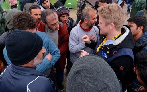 58 Az EASO képzési katalógusa Az operatív képzés az elsődleges kapcsolattartó tisztviselők szemszögéből mutatja be a nemzetközi védelmet, beleértve a menekültügyi eljáráshoz való hozzáféréssel