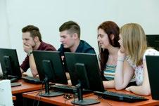 A tudományos kvalifikációval rendelkező oktatók aránya csaknem 100%, ami az országban szinte egyedülálló jelenség.