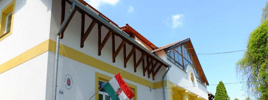 A hagyományos tégla modern anyagokkal való együttélésére sok szép példát