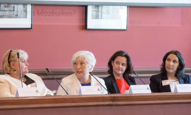 Álláspontja szerint fontos lenne, hogy az alternatív vitarendezésre vonatkozó ismeretek minél korábban kerüljenek be az oktatásba, de mindenekelőtt a pedagógiába, ezzel kapcsolatban a felsőoktatásnak