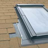 Az alapkivitelű burkolókeretek lehetővé teszik az ablak összeépítését a legelterjedtebb tetőfedő anyagokkal: ES_ burkolókeretek vékony, sík tetőfedő anyagokhoz 10 mm vastagságig (2x5 mm) EZ_
