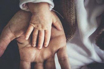 A táblára rajzoljunk vagy vetítsünk ki egy koordináta-rendszert, amelyben szerepelnek az előző feladatban megismert befektetések különböző pontokkal ábrázolva! 1.