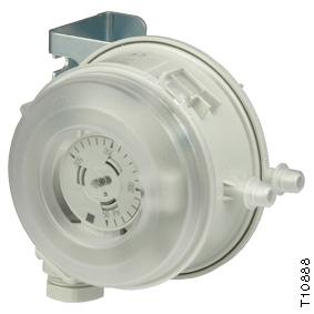 0,3 0,1 DDL 110 F001 0,1...1,0 1,0...10 ca. 0,5 0,1 DDL 120 F001 0,50...2,0 5,0...20 ca. 1,0 0,1 DDL 150 F001 1,0...5,0 10...50 ca. 2,5 0,1 Xsd 3 2 PD Xs zul. Kontaktbelastung max.