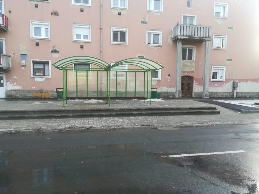 január 01-től a szelektív hulladékgyűjtő edényzeteket nem kéthetente pénteken, hanem kéthetente szerdánként ürítik a családi és társasházi övezetben is, a