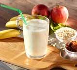 Reggeli smoothie Hozzávalók 1 adaghoz: 1 kisebb alma ½ banán 1 EK (lapos) búzakorpa 1 EK (púpozott) zabpehely 10 szem mazsola 40 ml víz 100 ml tej