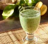 Bordáskeles, ananászos-banános smoothie Hozzávalók 1 adaghoz: 120 g ananász 1 banán 100 g bordáskel 100 ml kókusztej 1 TK gyömbér (reszelt) 1 TK méz Receptek Hámozza meg a banánt és az ananászt