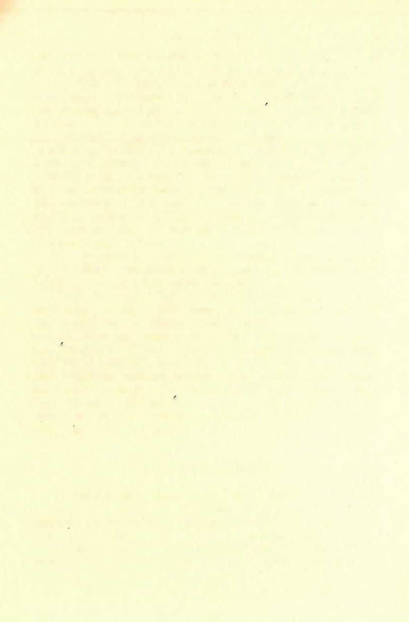 58 d; s z o n t a g h t a m á s. (3 ) 597 / magas. A déli és nyugoti részek már a dombos vidék magasabb részéhez tartoznak és 200-300mf magasság között ingadoznak.