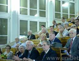 The second half of the conference consisted of four scientific lectures given by Krasznai Zoárd, Juhász Alpár Gábor, Orosz László and Lampé Rudolf about highlights of advances in obstetrics and