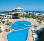 Masă: All Inclusive, include cele trei mese principale, snackuri, băuturile alcoolice locale, cafea la filtru şi ceai, băuturi răcoritoare şi apă minerală la barurile şi orele indicate de hotel;