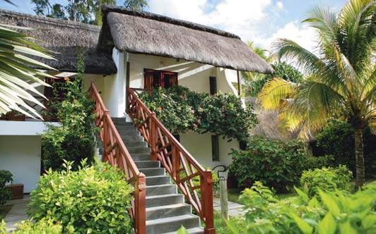 Mauritius Coin de Mire Attitude Hotel Grand Baie / Bain Boeuf Tipikus helyi stílusban épült, barátságos, családias légkörû, 102 szobás