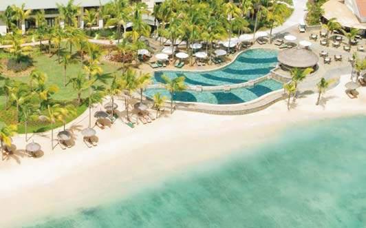 Le Meridien Ile Maurice Hotel Pointe aux Piments A sziget észak-nyugati részén, közvetlenül az álomszép, 1 km hosszú fehér homokos tengerparton található, a