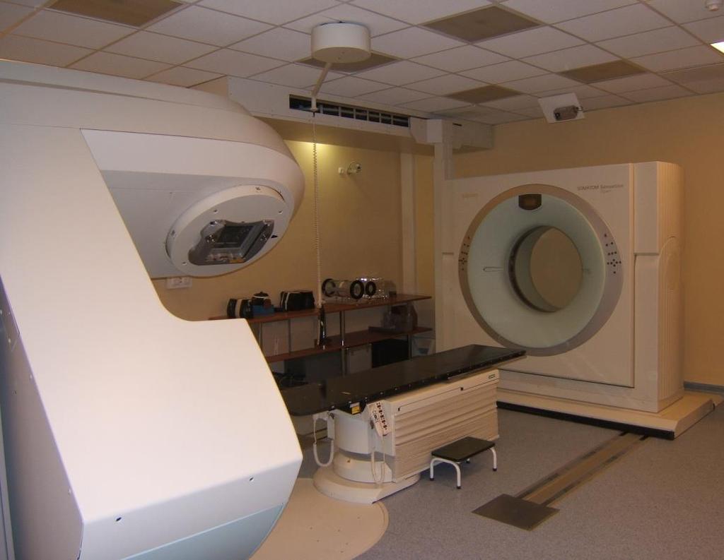 LINAC + CT on rail Lineáris gyorsító =