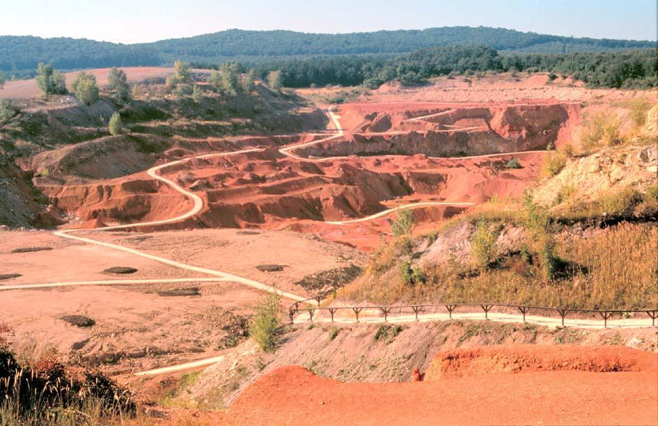 Gánt, bauxite