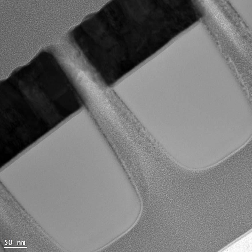 49 Nanopórusok szerkezete XTEM felvétel a