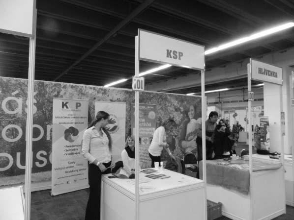 A tanulmányút főbb megállapításai 95 A kutatás főbb állomásai A felkeresett helyszínek, ill. a megkérdezett szereplők kiválasztását online kutatás és kapcsolatfelvétel alapján történt, 2016 tavaszán.