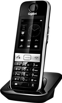 Tartozékok Tartozékok Bővítse Gigaset készülékét vezeték nélküli telefonközponttá: Gigaset S820H mobilegység u Pompás hangminőség kihangosított üzemmódban u Megvilágított billentyűzet u Egyszerűen