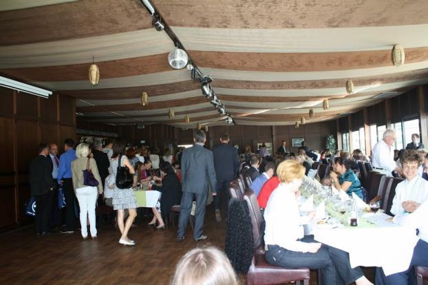 A kongresszus társasági programjai a Tisza River Café Club