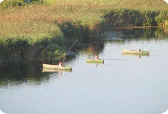 LACURI Lacul Ştiucii sau Ştuc Este printre cele mai importante zone umede ale Transilvaniei. Lacul Săcălaia se află pe o veche exploatare de sare, lângă un drum ce dăinuieşte de pe vremea romanilor.