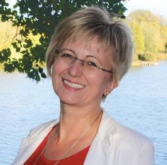 PROMJENAŽIVOTNIH NAVIKA DR. IBOLYA BAGOLY Soaring Manager Liječnik, prirodni iscjelitelj Pripremimo se za jesensko-zimsko razdoblje!