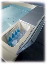 PORTABLE MASSZÁZSMEDENCÉK / PORTABLE SPAS A Seaside sorozat egybeolvasztja a kutatást, a technológiát és a stílust. A medence vízkezelô rendszere minden felülmúl.