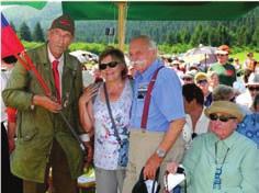 V kulturnem programu so sodelovali Partizanski pevski zbor, Društvo pihalni orkester Kovinoplastika Lož, učenci Osnovne šole Notranjski odred iz Cerknice in Osnovne šole heroja Janeza Hribarja iz
