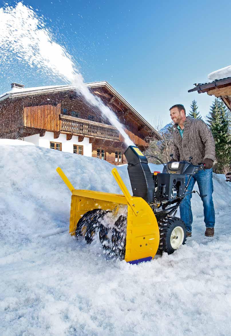 HÓMARÓK NAGY TELJESÍTMÉNNYEL A Cub Cadet 2X szériás 2 fokozatú hómarói a legzordabb téli időjárás esetén is állják a sarat.