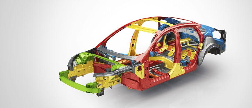 INTELLISAFE 27 VÉDJÜK A LEGFONTOSABBAT, AZ EMBERT Az Ön és utasainak biztonsága és védelme mindig is elsődleges szempont volt a Volvo Cars számára, és legújabb generációs modelljeink nagyobb védelmet
