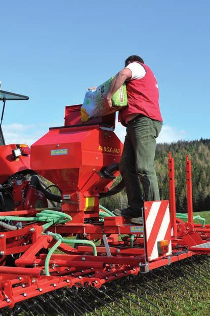 Ha a traktor üléséből akarjuk ezt csinálni, akkor felár