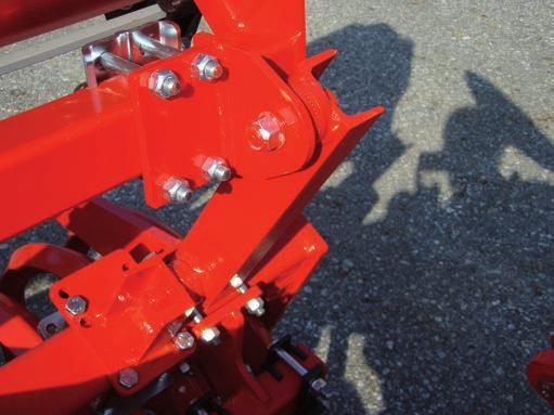 DRILLBOX MECHANICBOX A szerkezet konzoljai, amelyek szögét fogazott tárcsák segítségével lehet állítani, 60, 70, 80, 90 és 100 mm-es idomcsövekhez illenek.