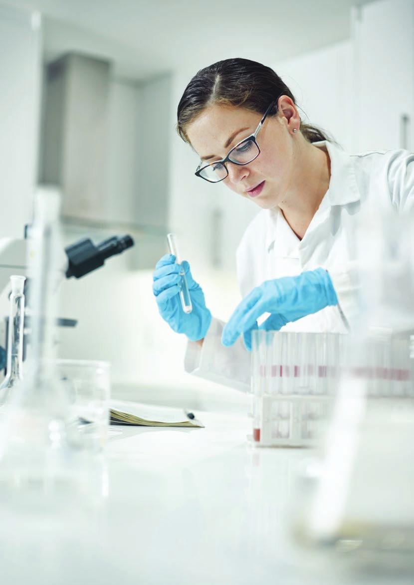 40 Specialty Pharma modell Specialty Pharma modell 41 Újabb fejlemények Nőgyógyászati üzletágunk további bővítése érdekében az Allergan-tól Nyugat- és Észak-Európa piacaira vonatkozóan 2017
