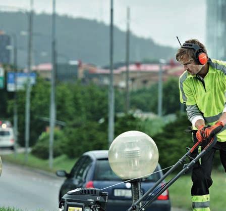 Fűnyírók és gyepgondozó gépek Fűnyírók és gyepgondozó gépek, amelyekkel élvonalban marad