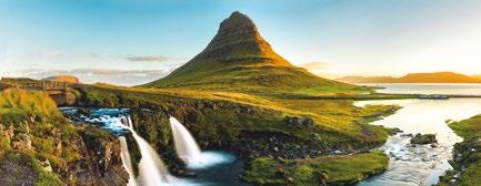 nap: Budapest - Keflavik - Skogafoss - Vik Elutazás a kora reggeli órákban Budapestről közvetlen repülőjárattal Izlandra. Érkezés Izland nemzetközi repülőterére, Keflavikba a délelőtti órákban.
