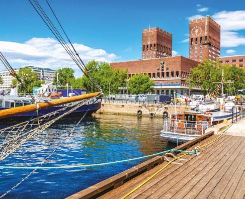 Vantaa folyó torkolatánál, Stockholm pedig a Mälaren-tórendszer felé vezető csatorna mentén fekszik.