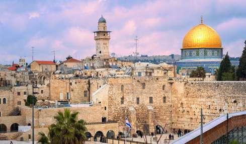 Tel Aviv Jeruzsálem Betlehem Holt-tenger IZRAEL LÁTOGATÁS A SZENTFÖLDRE Izraeli körutazás Jeruzsálem páratlan vallási emlékhelyeinek bejárása A rejtélyes Holt-tengeri tekercsek megtekintése Tel Aviv