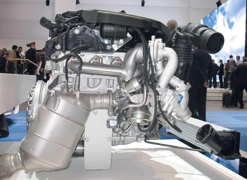 BMW N dízelmotor. rész Az előző számunkban bemutattuk a BMW N dízelmotor főbb szerkezeti elemeit, most pedig a működéshez szükséges részrendszerek felépítését és működését mutatjuk be.