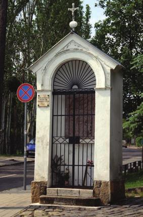 2. A FELSÔKRISZTINAVÁROSI KERESZTELÔ SZENT JÁNOS PLÉBÁNIA A mai plébánia elôzményei A mai plébánia területén egy 1699. évi kimutatásban szerepel a Sváb-hegy (Schwabenberg) elnevezés, míg az 1702.