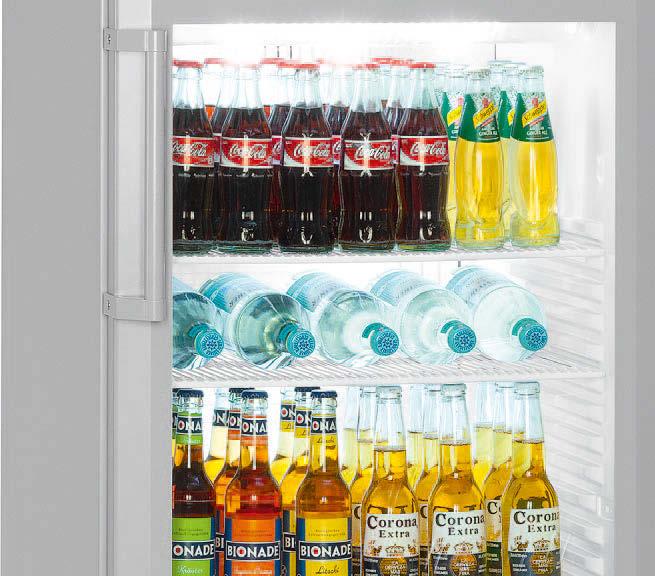 Az üzemeltetési költségek jelentős mértékben csökkennek így a LED világítással ellátott bemutató hűtőszekrények beszerzési ára rövid időn belül megtérül.
